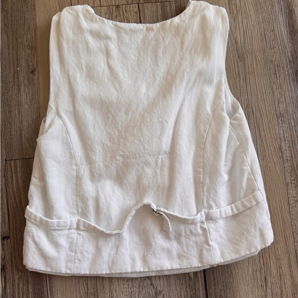 Zara Ivory Buttoned Top - Picture 3 of 3